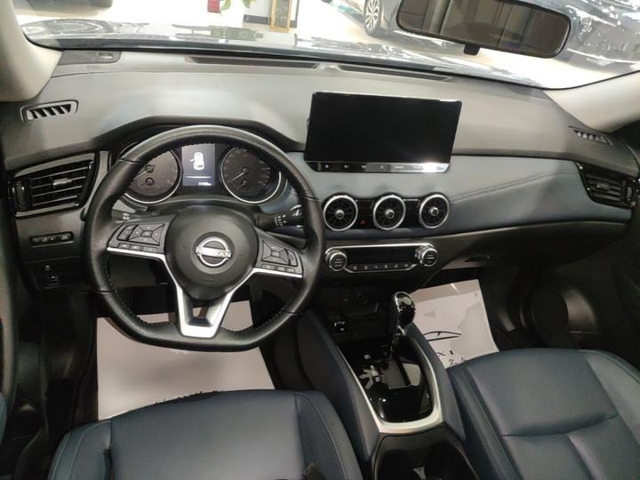 X-Trail 2025 2.0L RWD Leading photo 5