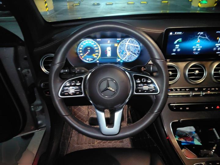 GLC 2020 Facelift GLC 260 L 4MATIC Luxury photo 7