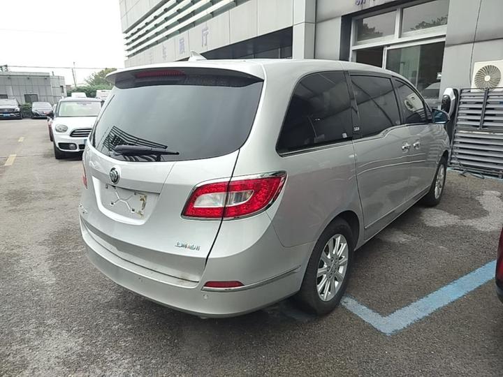 GL8 2013 3.0L GT Luxury Business photo 6