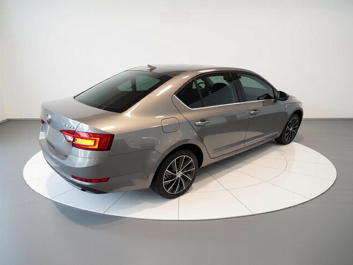 Octavia 2018 TSI280 DSG Luxury photo 4