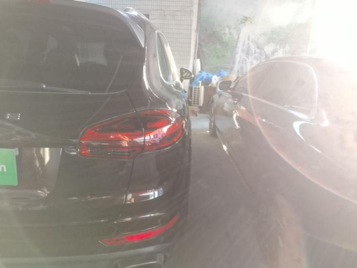2015 Cayenne 3.0T photo 7