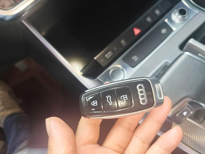 A6L 2019 55 TFSI quattro Exclusive Dynamic photo 8