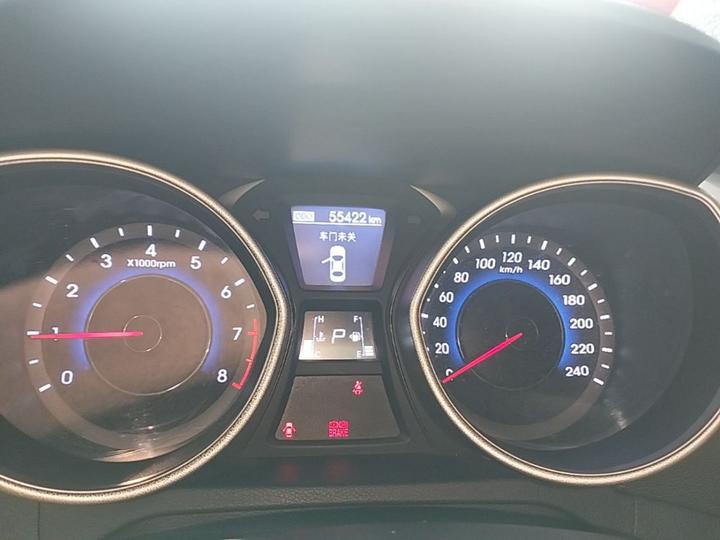 Elantra 2015 1.6L AT Leading photo 5