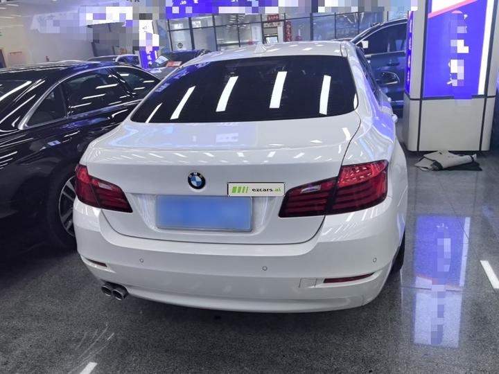 5 Series 2017 525Li Leading photo 5