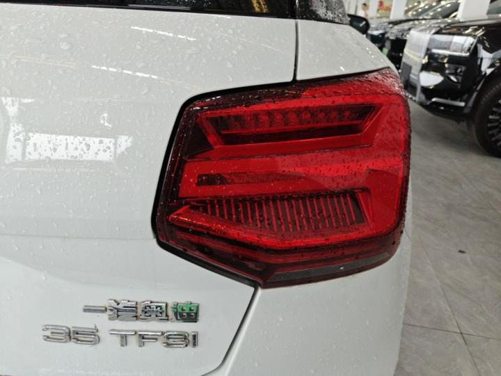 Q2L 2020 35 TFSI Progressive Dynamic photo 7