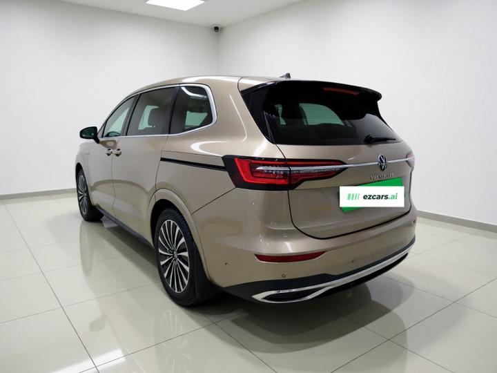 Viloran 2020 380TSI Premium photo 4