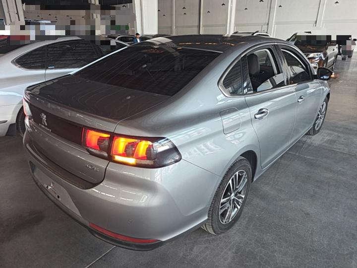 308 2016 1.6L AT Luxury photo 6