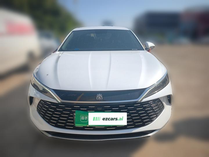 Qin L 2024 DM-i 80KM Leading photo 2