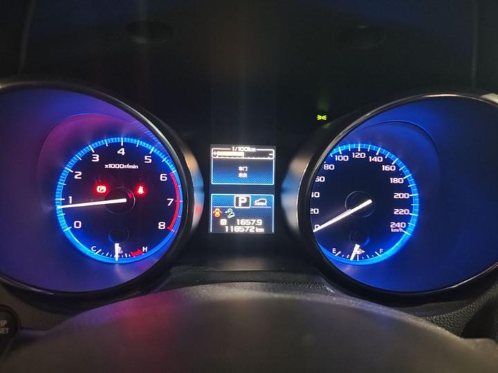 2017 2.5i Sport photo 7