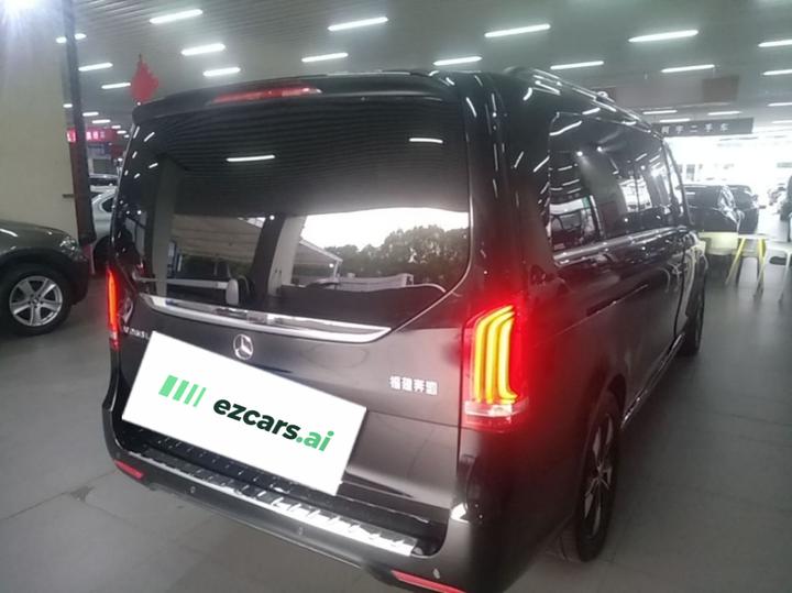 V-Class 2020 V 260 L Long Wheelbase Luxury photo 6
