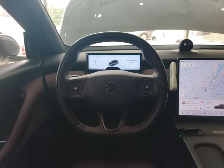 ET5T 2024 75kWh Touring photo 6