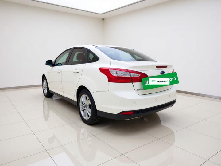 Focus 2012 Sedan 1.6L AT Comfort photo 4