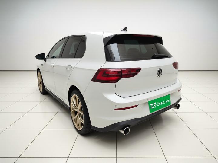 Golf GTI 2023 380TSI DSG GTI photo 4