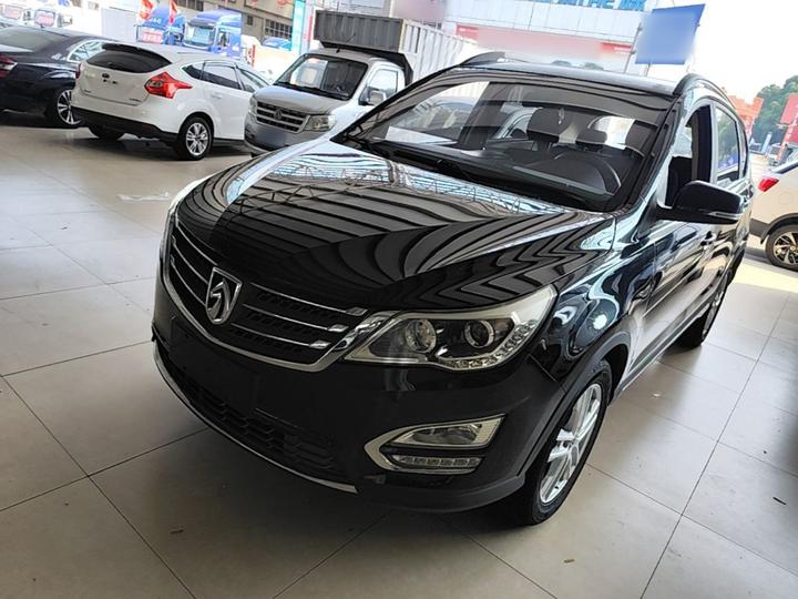 560 2016 1.8L MT Comfort