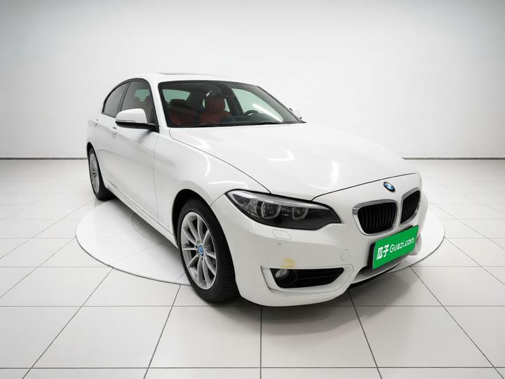 2 Series Imported 2015 218i photo 3