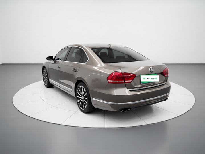 Passat 2015 1.8TSI DSG photo 4
