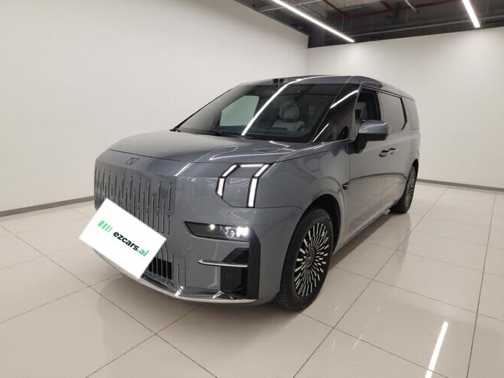 009 2024 7-Seater AWD 108kWh