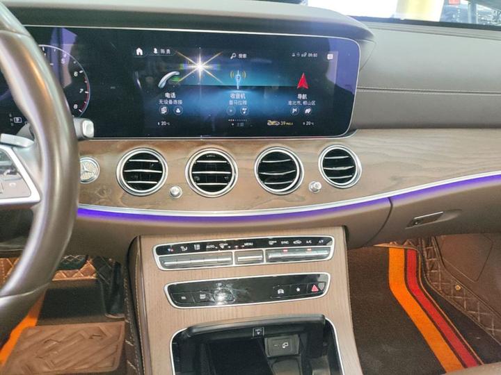 E-Class 2023 Facelift E 260 L photo 8