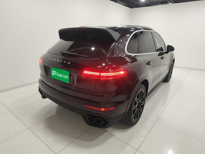 2016 Cayenne 3.0T photo 4