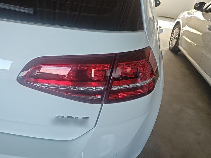 Golf 2017 230TSI AT Luxury Anniversary Edition photo 7