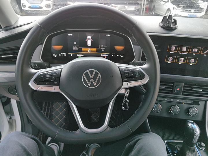 Bora 2024 200TSI DSG Cruise photo 6