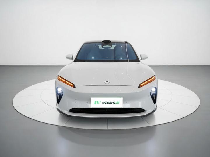 ET5 2022 75kWh photo 2