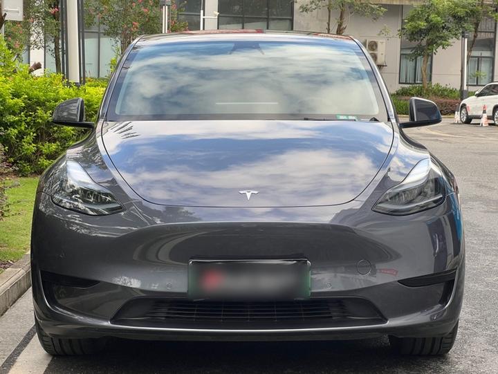 Model Y 2022 Facelift RWD photo 2
