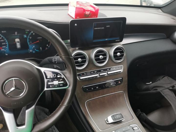 GLC 2020 Facelift GLC 260 L 4MATIC Luxury photo 5