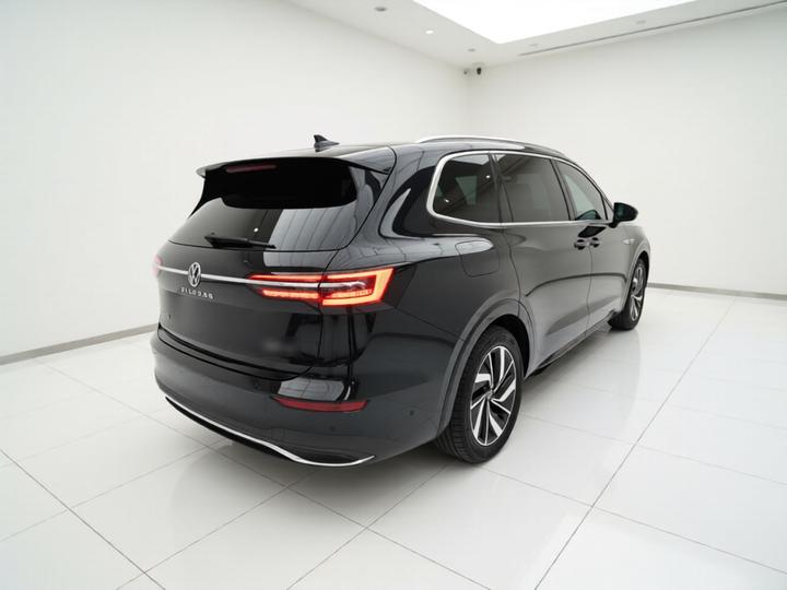 Viloran 2026 380TSI photo 4