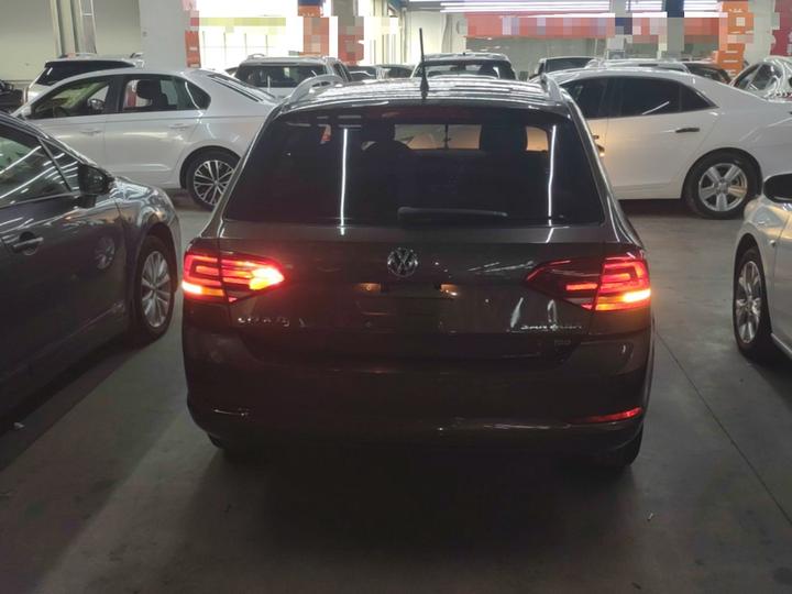 Santana 2017 1.6L AT photo 3