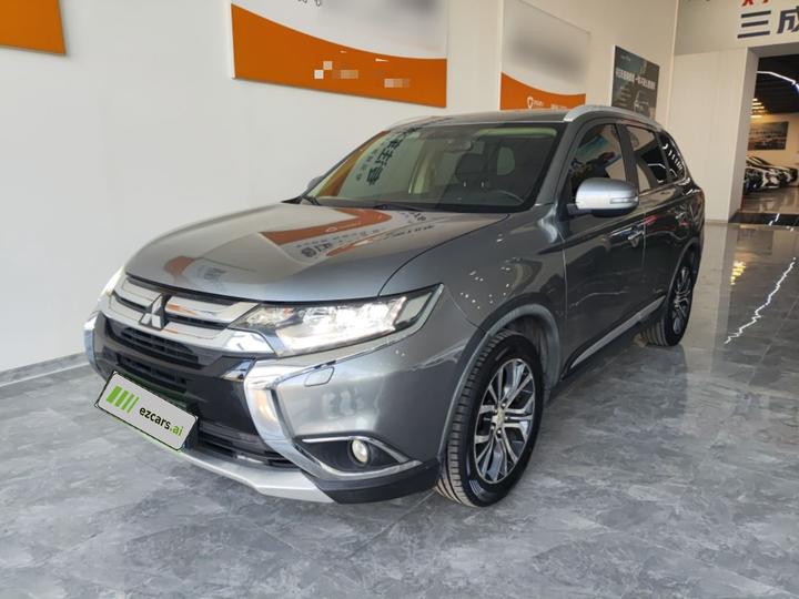 Outlander 2016 2.4L AWD Elite 5-Seater