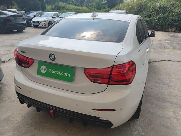 1 Series 2018 118i Sport photo 4