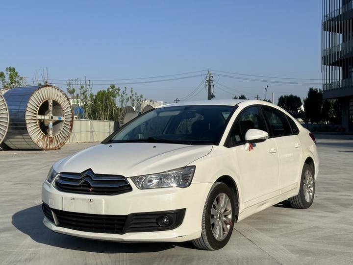2013 Sedan 1.6L AT