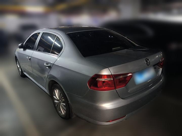 Lavida 2013 Facelift 1.6L AT Luxury photo 4