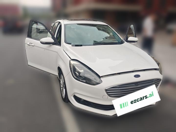 Escort 2019 Facelift 1.5L AT China VI photo 3