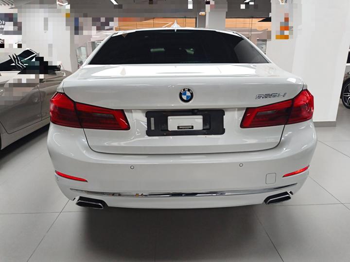 5 Series 2019 Facelift 525Li Luxury photo 3