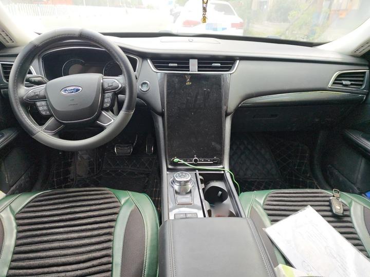 Taurus 2019 EcoBoost 245 Exclusive photo 5