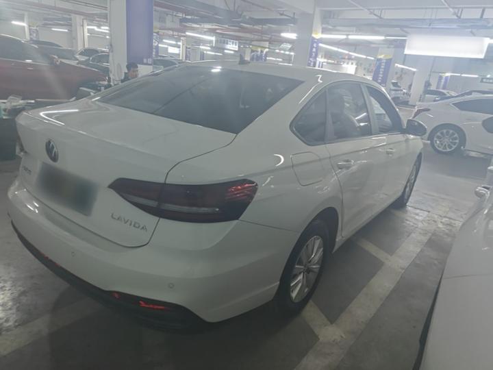 Lavida 2024 1.5L AT photo 4