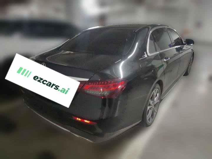 E-Class 2021 E 300 L Sport Luxury photo 6