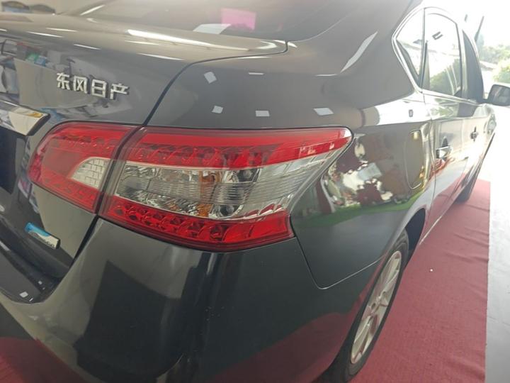 Sylphy 2014 1.6XV CVT Exclusive photo 7