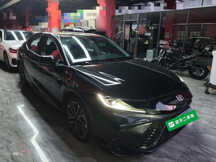 Camry 2026 Hybrid 2.0HSE Sport Lite photo 3
