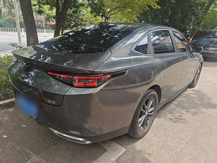 Yida 2023 NE 1.5T GDI DCT Premium photo 4