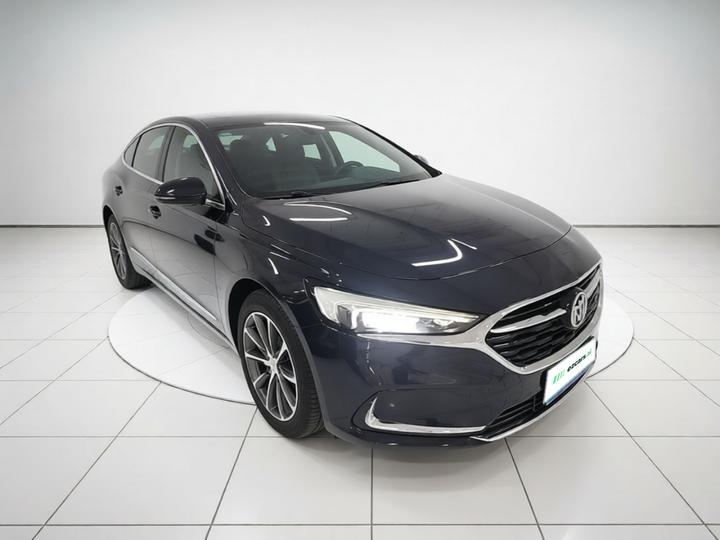 LaCrosse 2022 652T Luxury photo 3
