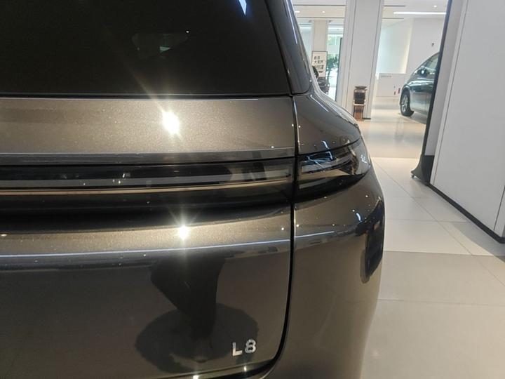 Li L8 2023 Pro photo 7