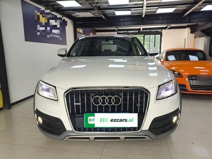 Q5 2017 Plus 40 TFSI Tech photo 2