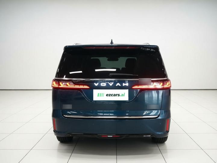 Voyah Dreamer 2025 PHEV AWD Premium photo 3