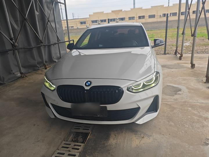 1 Series 2021 120i M Sport photo 2