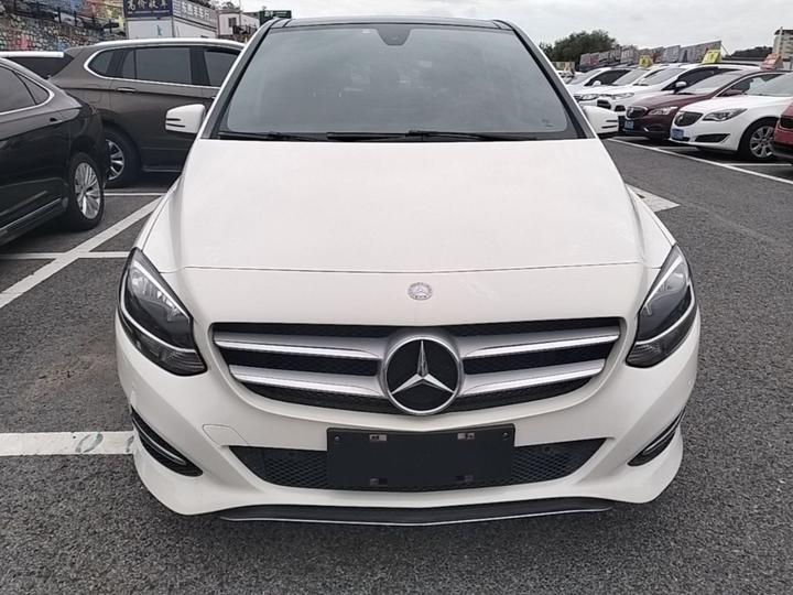 B-Class 2015 B 200 Dynamic photo 2