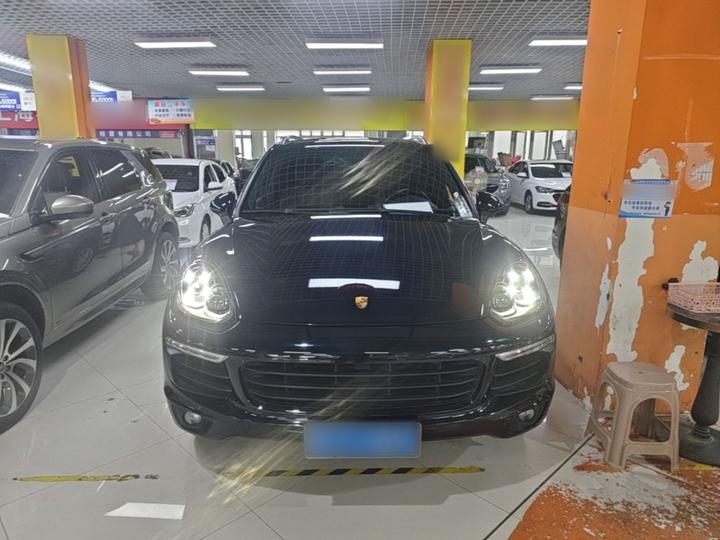 2016 Cayenne 3.0T photo 2