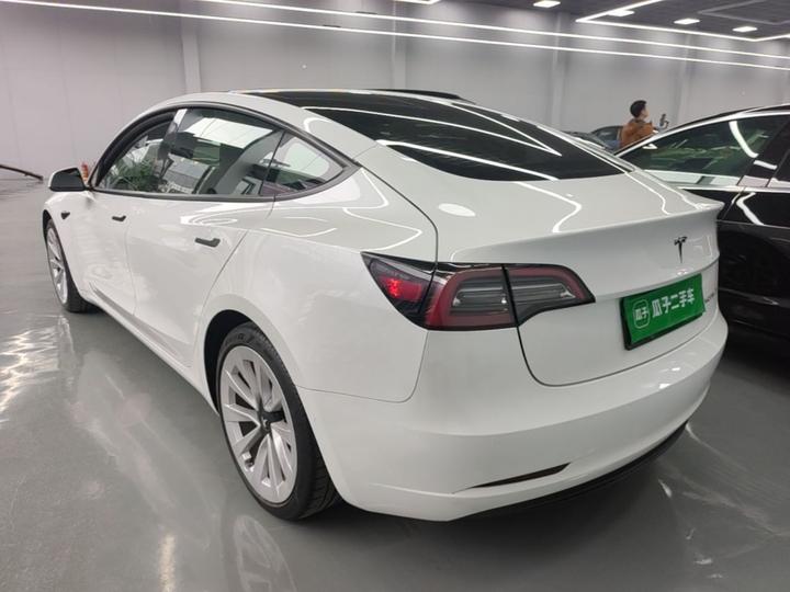 Model 3 2021 Standard Range RWD Upgraded photo 4